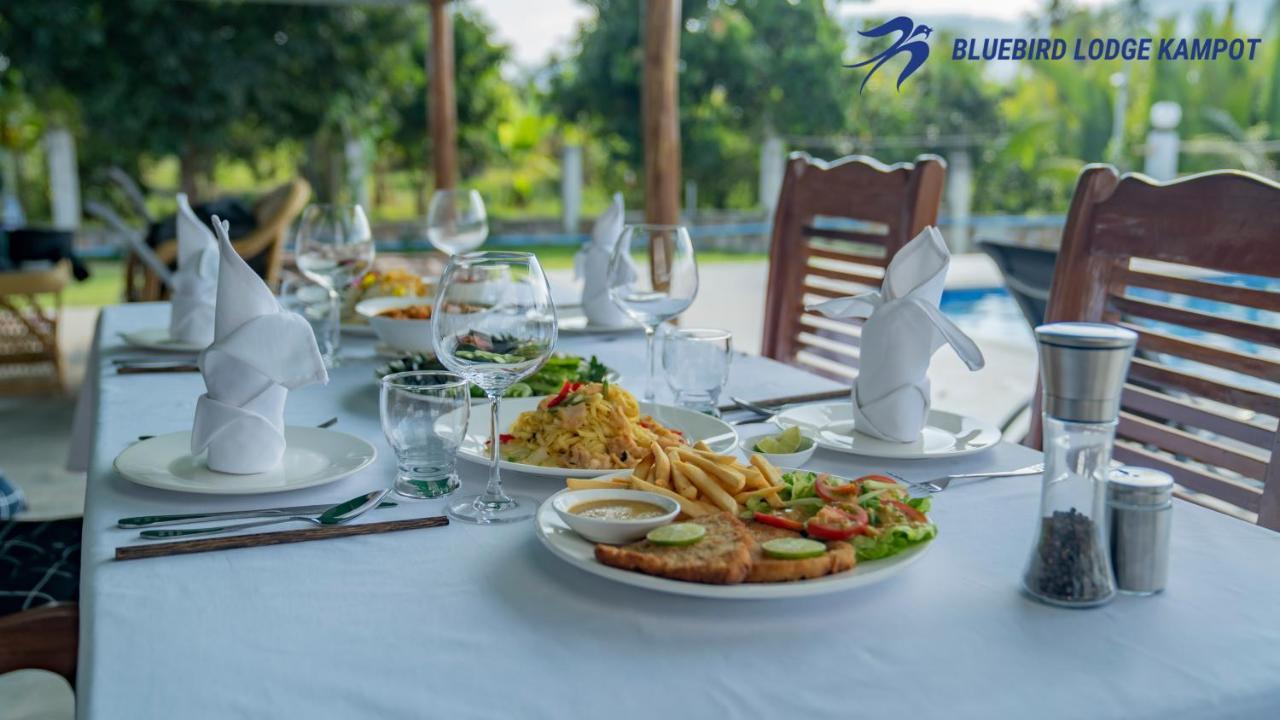 Bluebird Lodge 캄폿 외부 사진